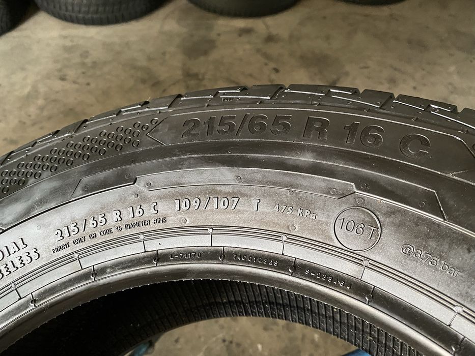 Шини нові 215/65/16с - 4шт Continental ContiVanContact 100