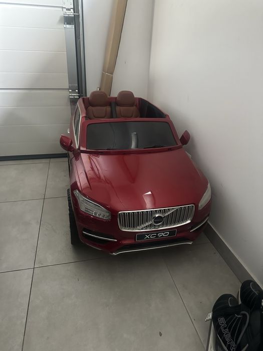 Samochód Volvo akumulator