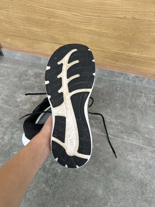 Asics Buty do biegania Gel-Contend 8 1011B492 Czarny