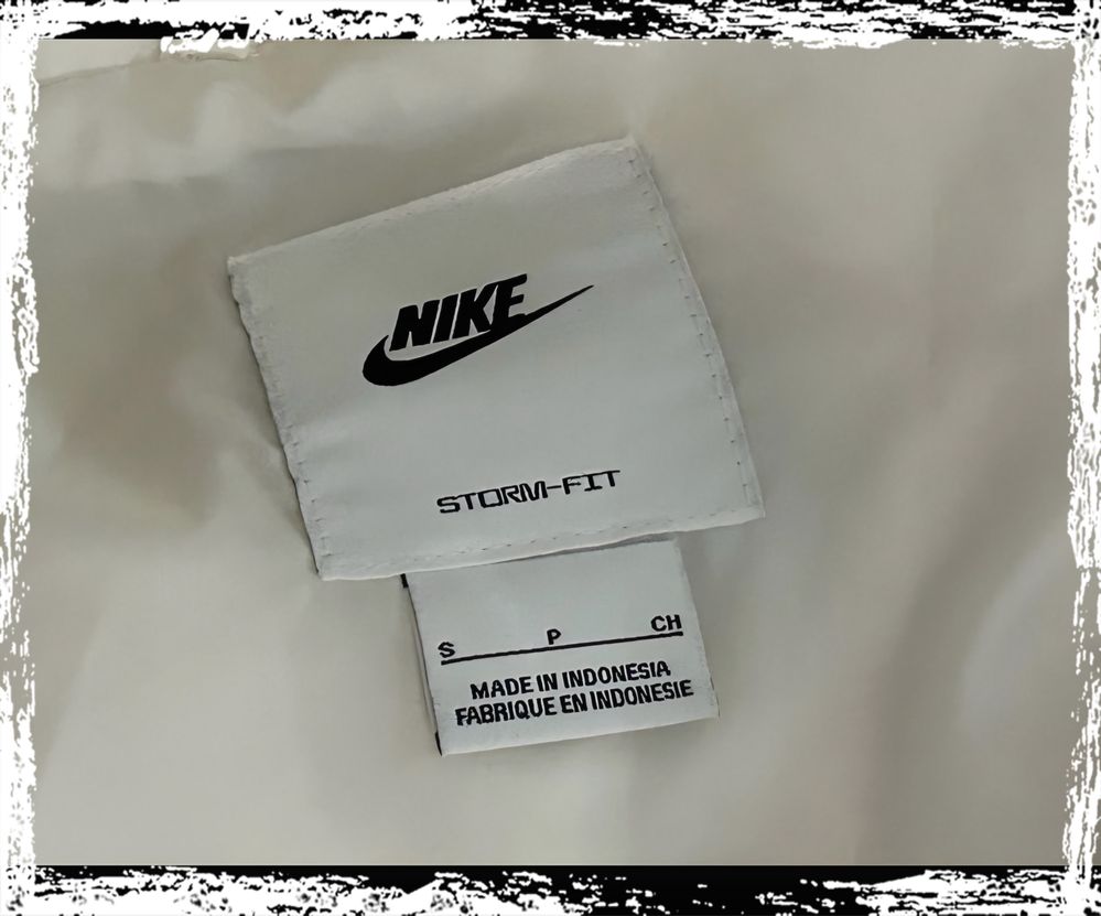 NIKE Storm-Fit Windrunner biała kurtka puchowa