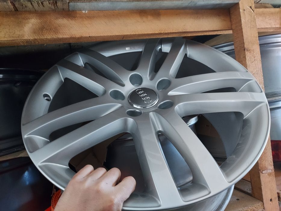 Felgi aluminiowe alusy audi q7 r20 20r