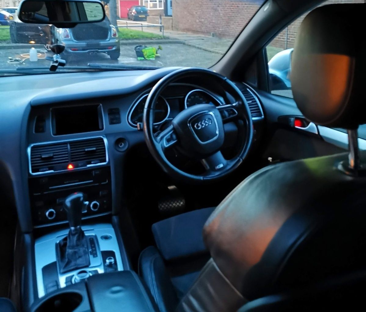 Audi q7 4l 2011 rok