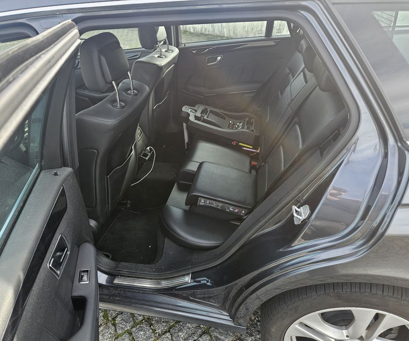 Mercedes-Benz E250 CDI BlueEFFICIENCY Avantgarde