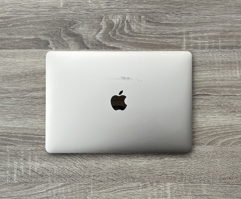 Macbook Retina 12 2017 (Air) | 8gb ram | 256 ssd | intel 1.2/2.9 ghz