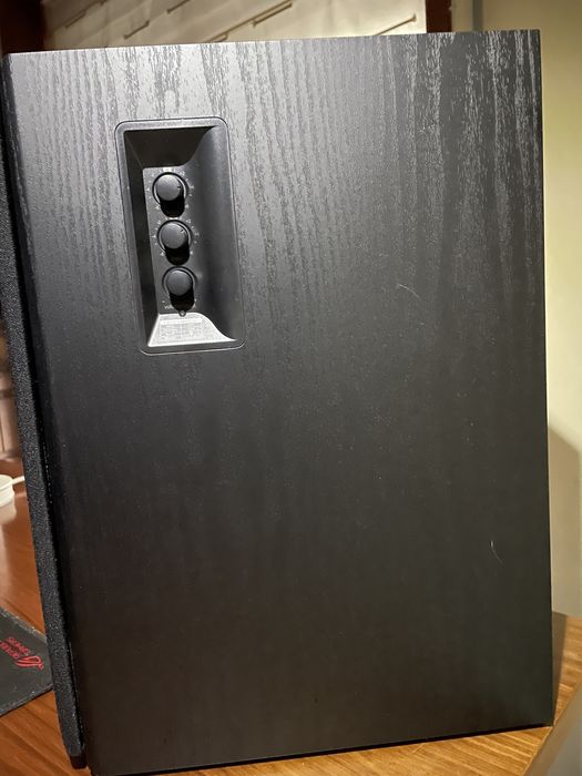 Edifier R2750DB Speaker Pair + Edifier T5 Subwoofer64332148377474123