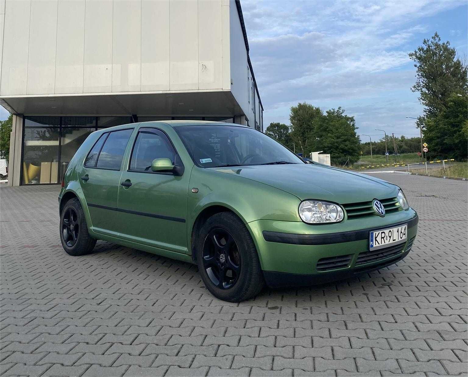 Volkswagen Golf 4 1.9 TDI + komplet opon zimowych