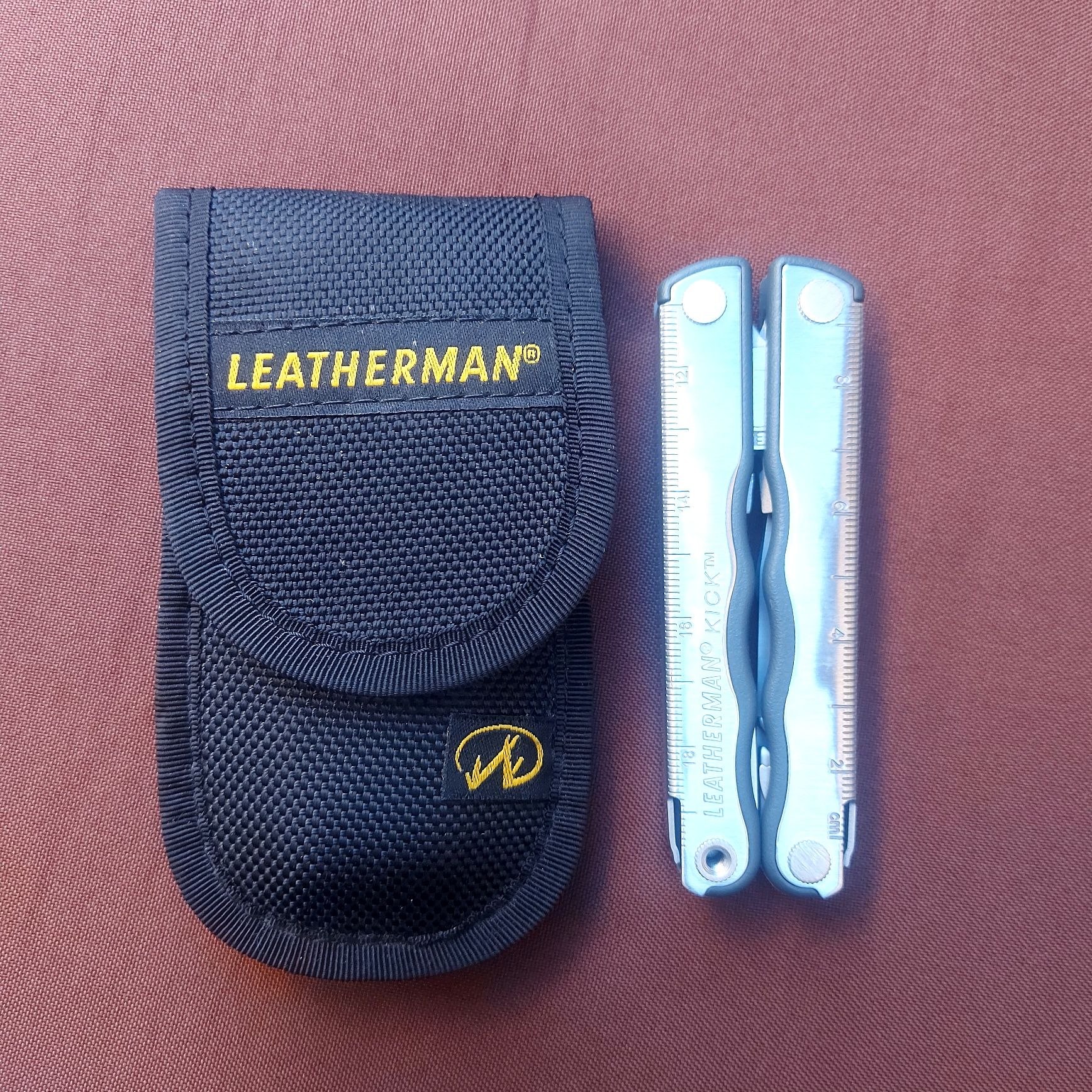 Multiferramenta Kick Pocket, Leatherman