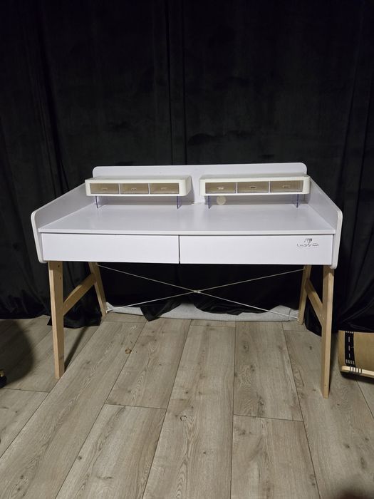 Biurko szkolne z regulacją wysokości od 46 do. 76 biale długość 125 cm