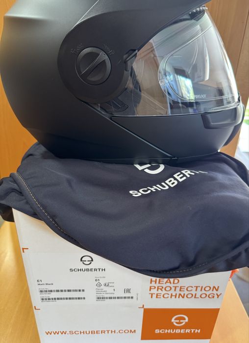 Capacete Schuberth E1 matt black (preto) XL