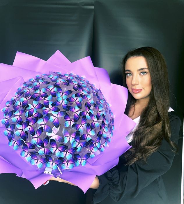 Букет з метеликів.Букет из бабочек.квіти.букет який світится