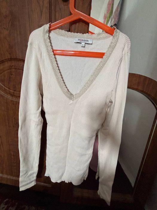 Продам одяг  кофти ,спідниці , шорти