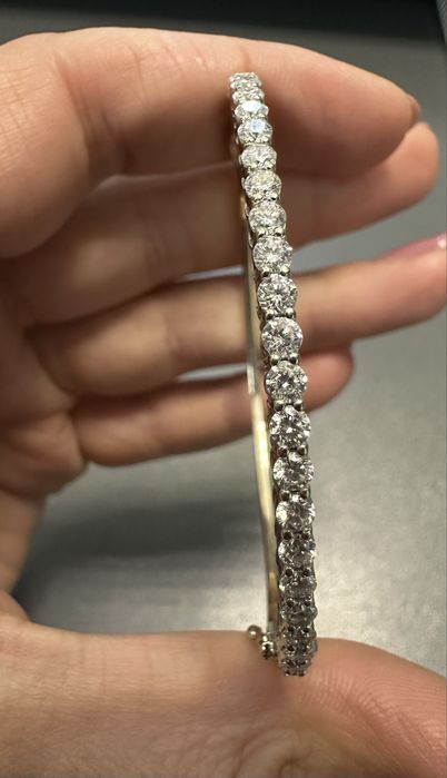 Золотой браслет с бриллиантами