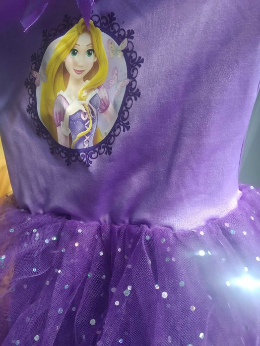 Lote Rapunzel Disney Princess Bailarina Vestido de tule e coroa