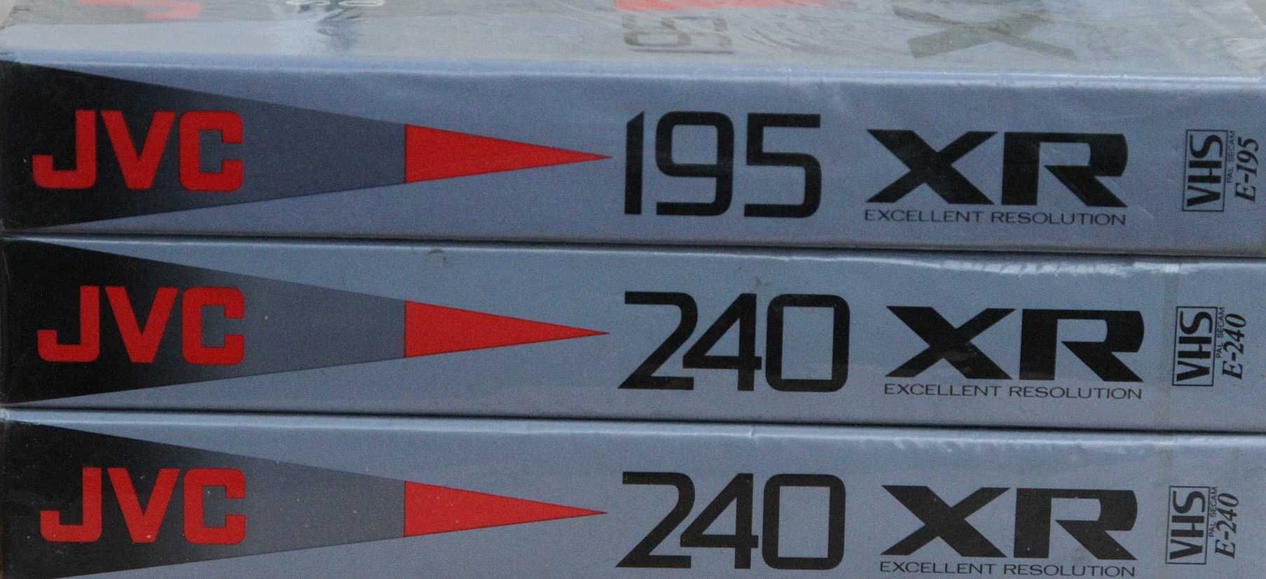 Відеокасети JVC 240 XR 195 XR