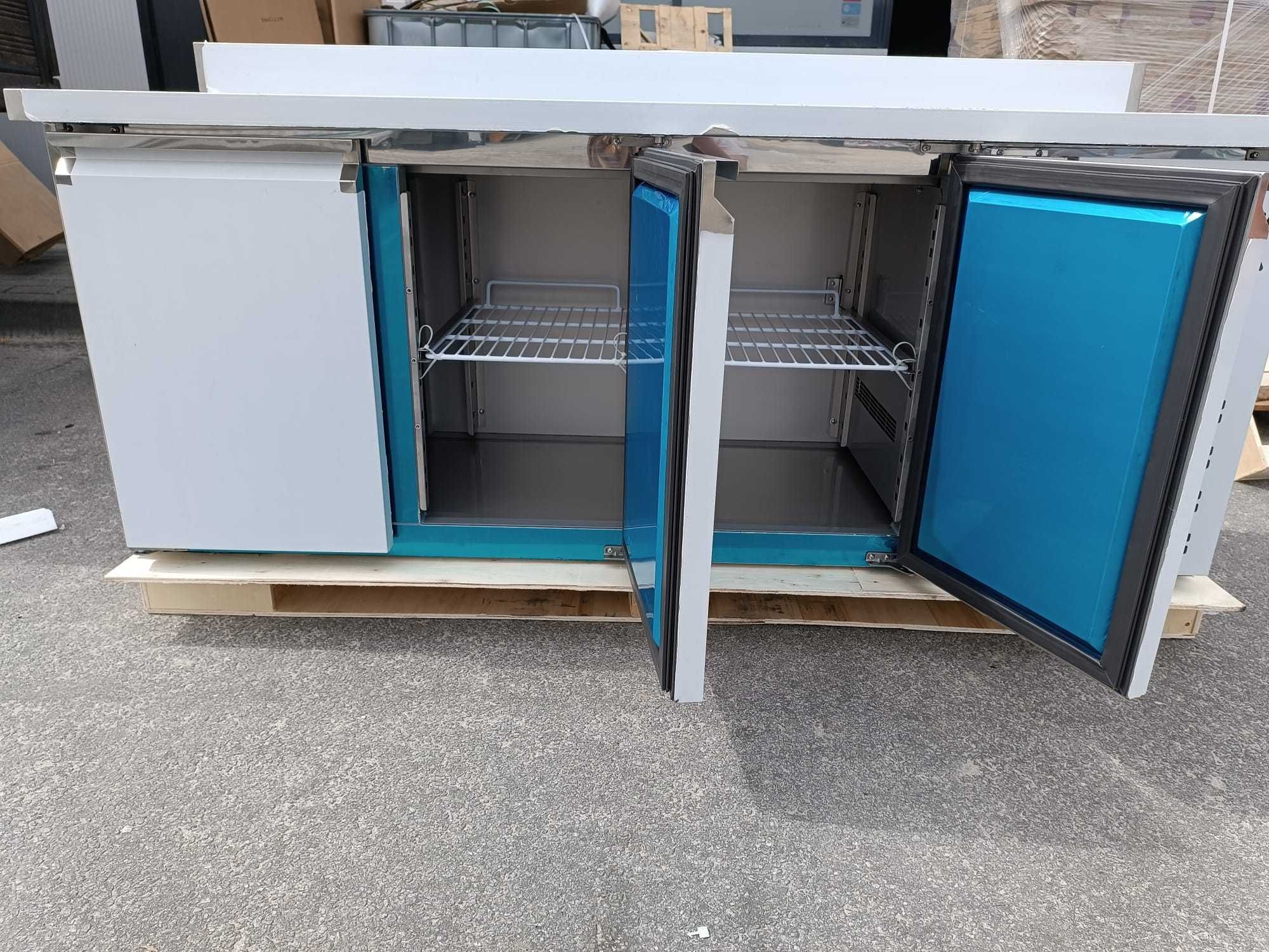 Bancada refrigerada 3 portas em inox – Nova