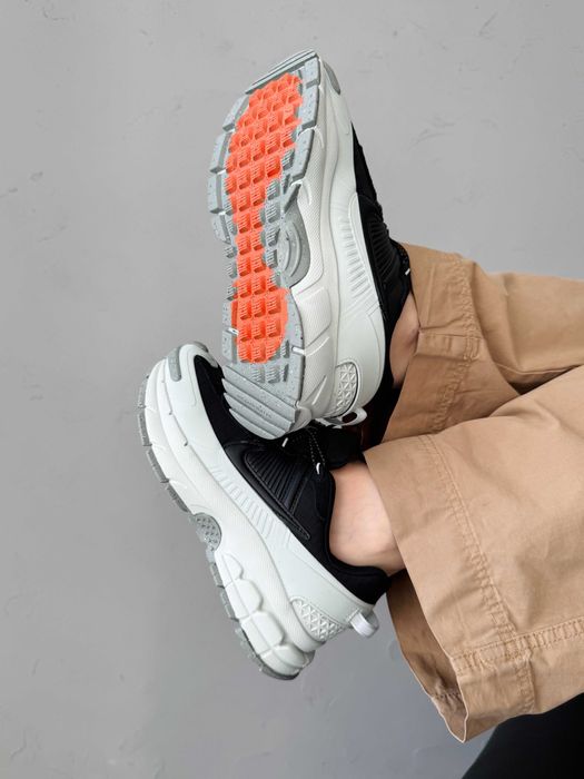 Nike Zoom Vomero - біло чорні
