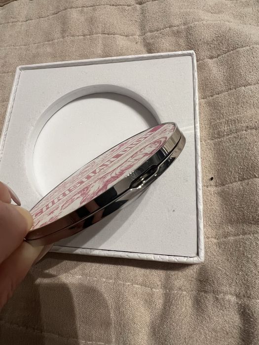 Lusterko kieszonkowe Dior Beauty