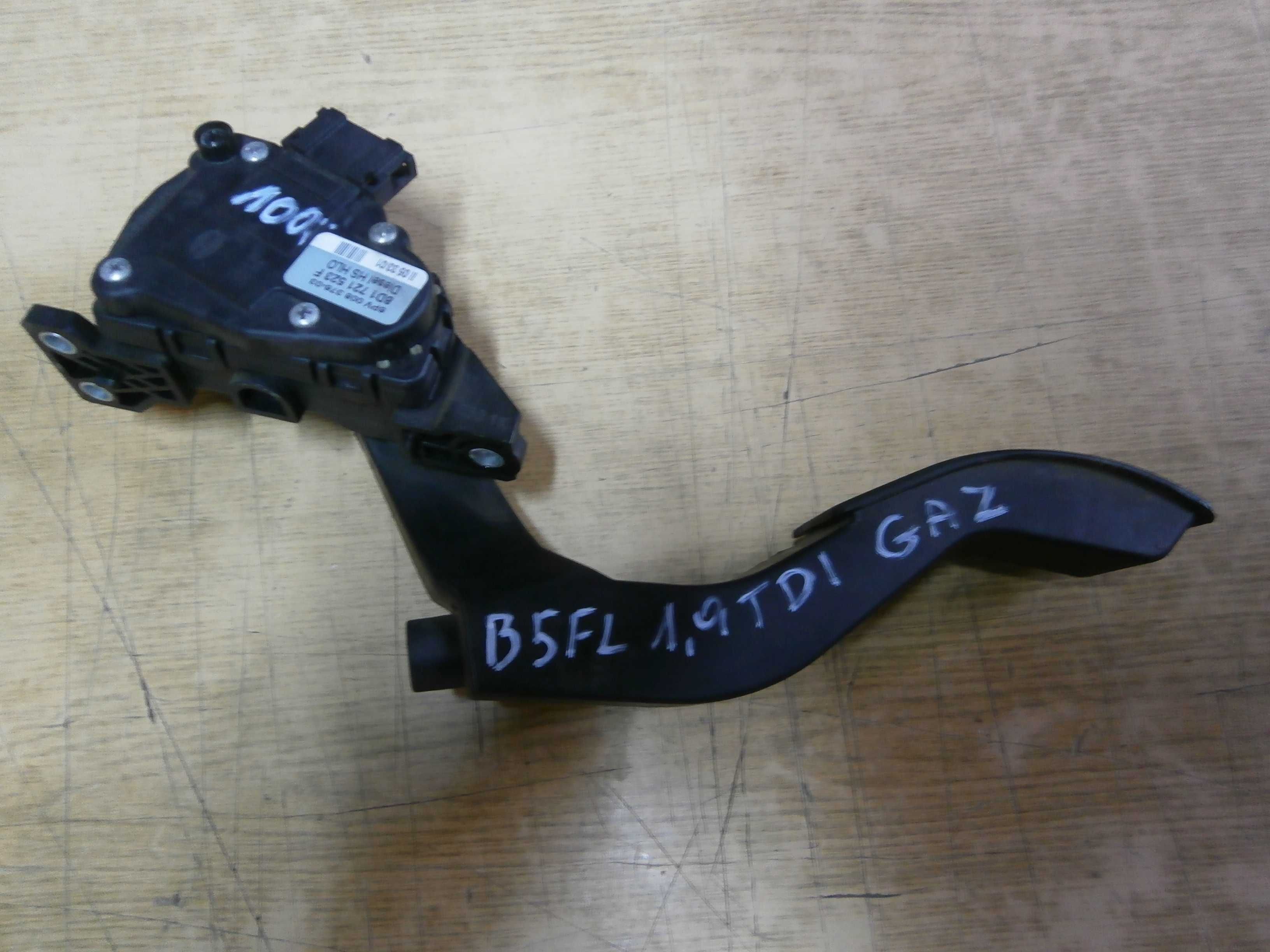 vw passat B5 FL 1,9 tdi pedał gazu