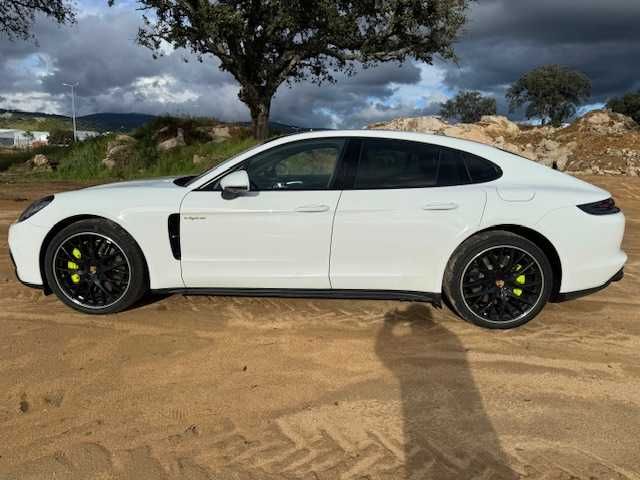 Porsche Panamera 4 E-hybrid Full