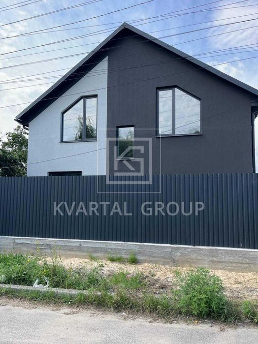 Шикарна пропозиція! Дуплекс під ремонт, таун хаус біля озера