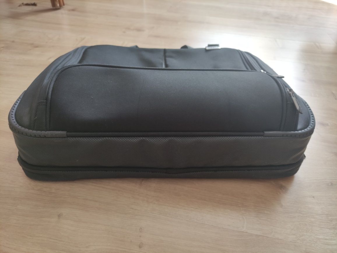 Dicota Top Taveller Compact, torba na laptopa