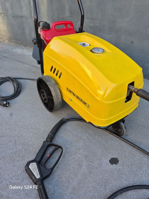 Máquina Industrial para Lavar com Alta Pressão 200bar