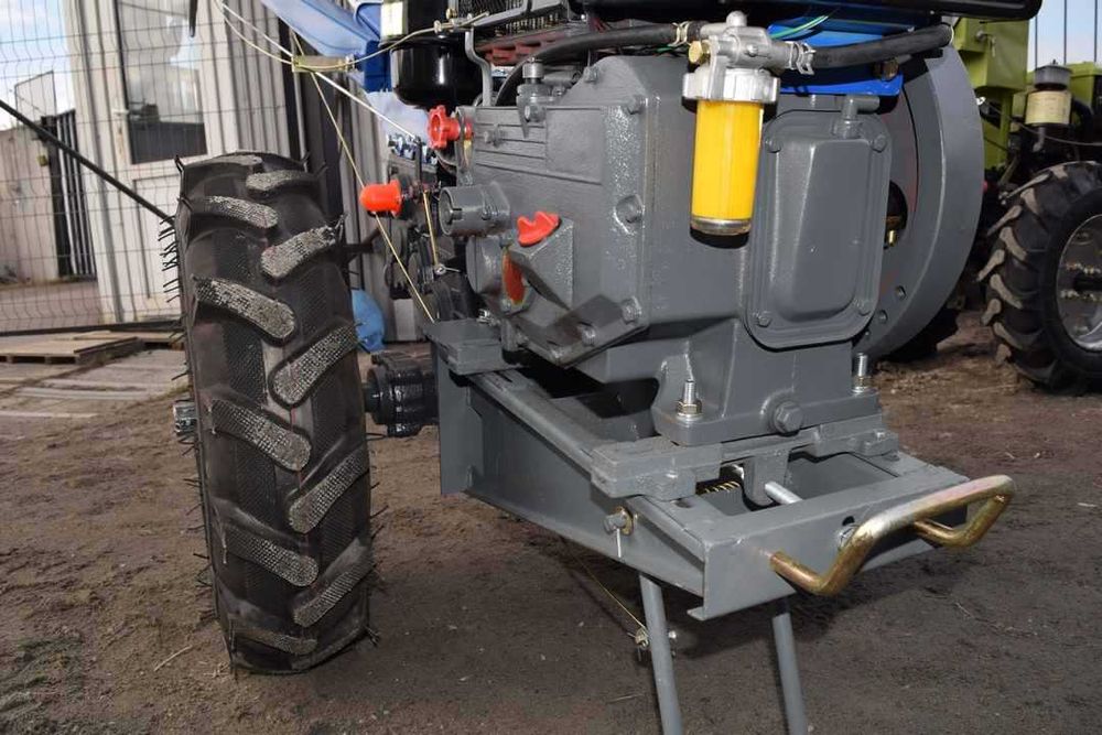 Мотоблок FORTE МД-81 LUX (8 к.с.) ручний старт! дизель!