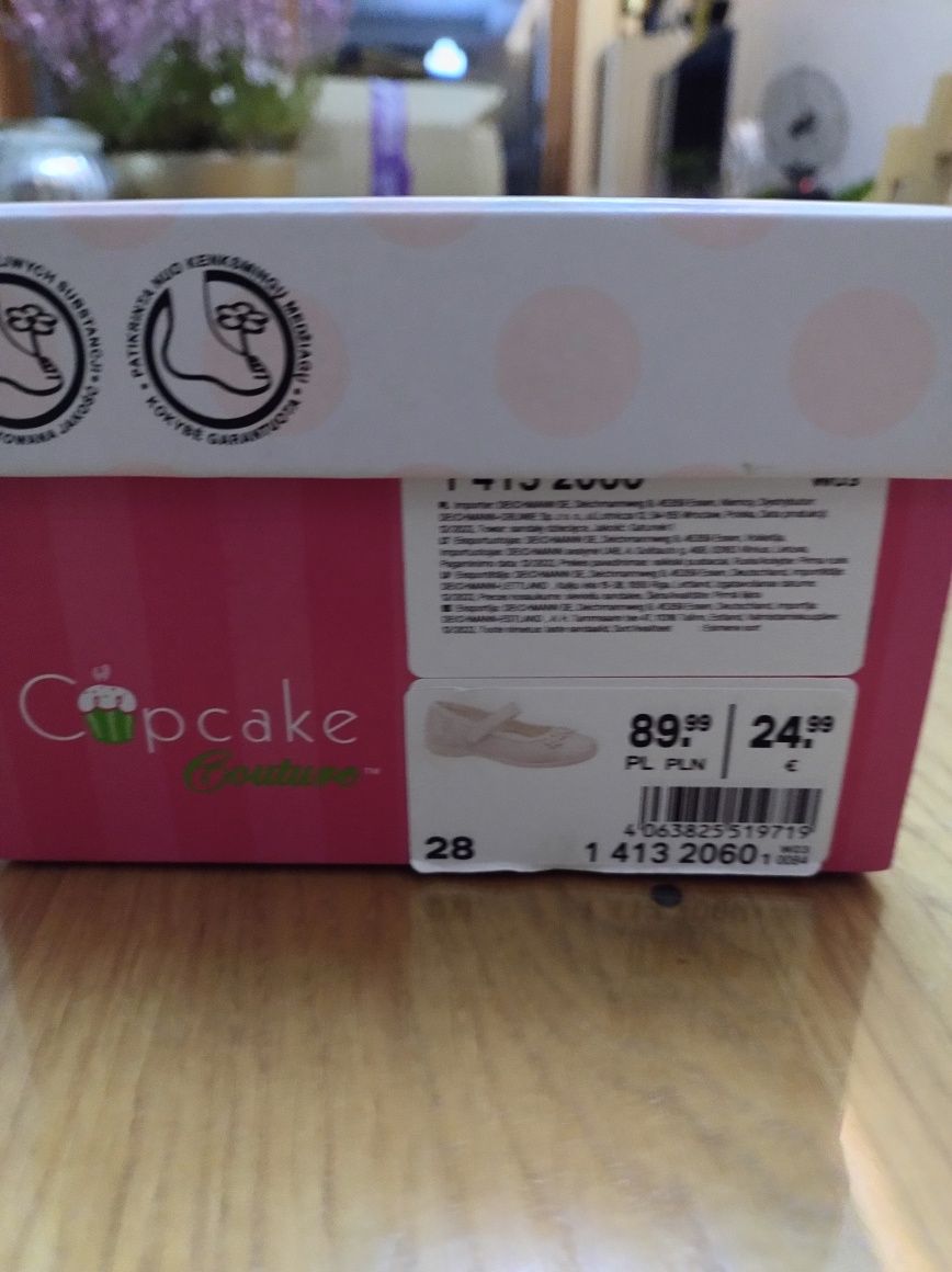 Buty białte rozmiar 28 capcake