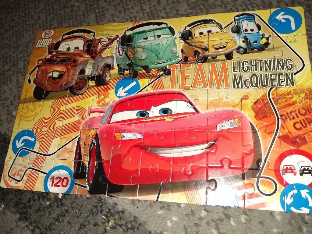 Puzzle auta 2x60 elementów Clementoni