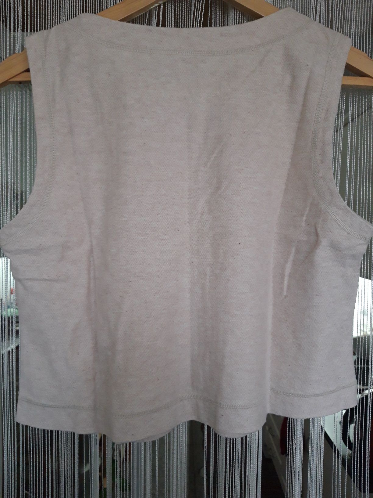 Top de mulher da InWear, liso, de cor bege, tipo colete curto (M)