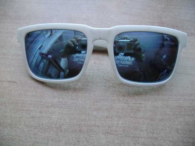Starocie z PRL - Okulary przeciwsłoneczne damskie rozstaw ramion 13 cm