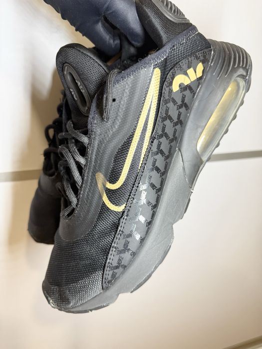чоловічі кросівки  Nike Air Max 2090