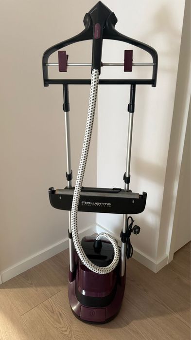 Rowenta Expert Precission IS9500D1 - Ferro a Vapor Vertical