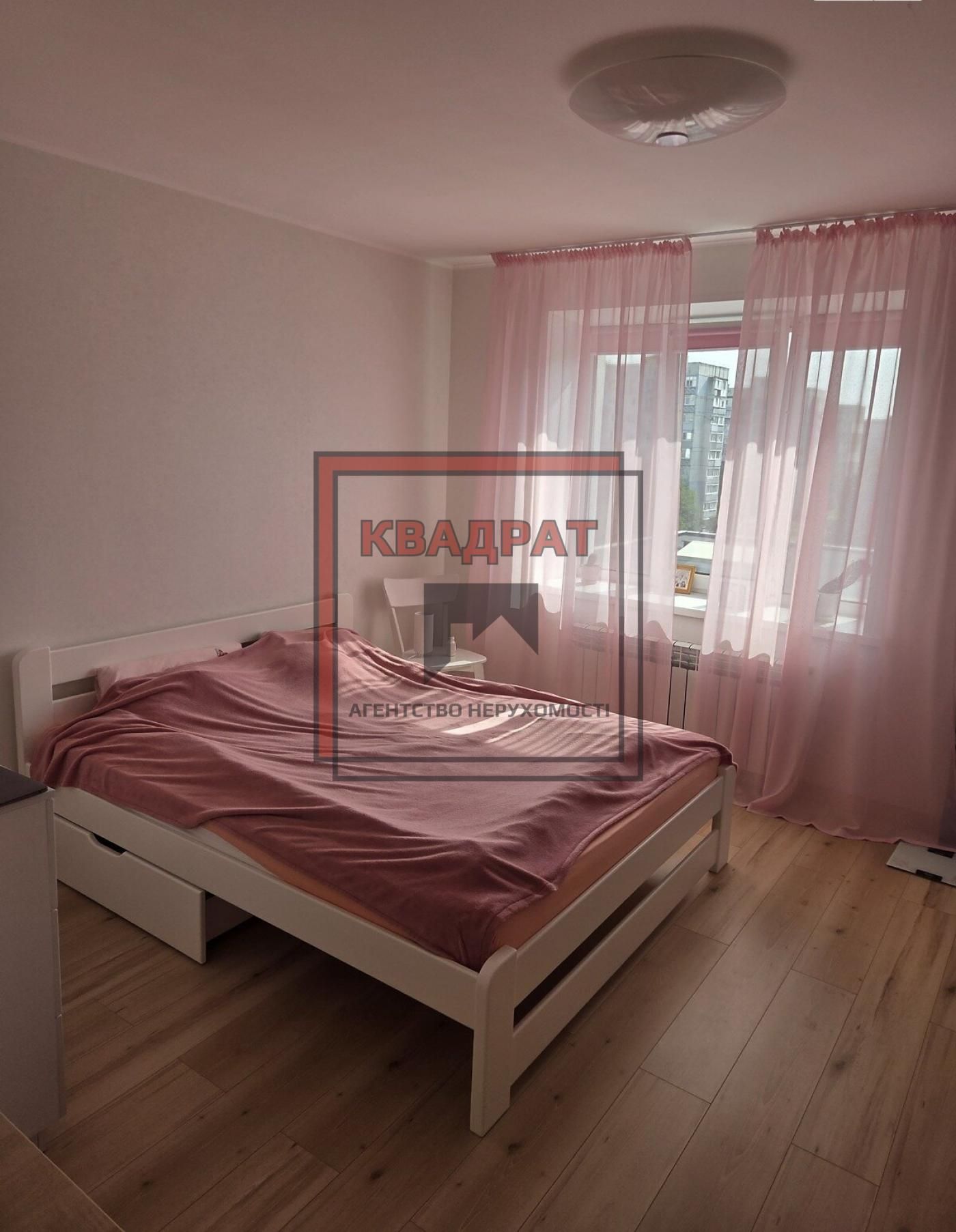 Продаж 1к квартири на Садах 2. код 7894