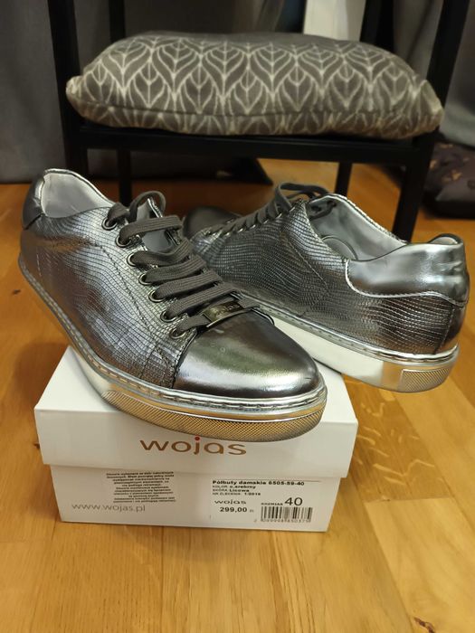 Wojas półbuty damskie, srebrne, rozmiar 40