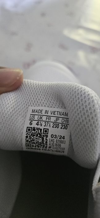 Vendo Adidas Court Team 2.0