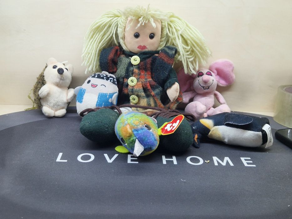 Віддам дитячі іграшки