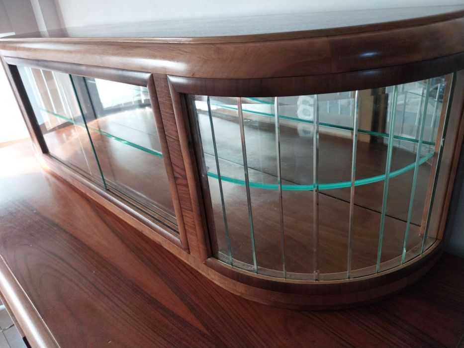 Regał witryna PRL po renowacji