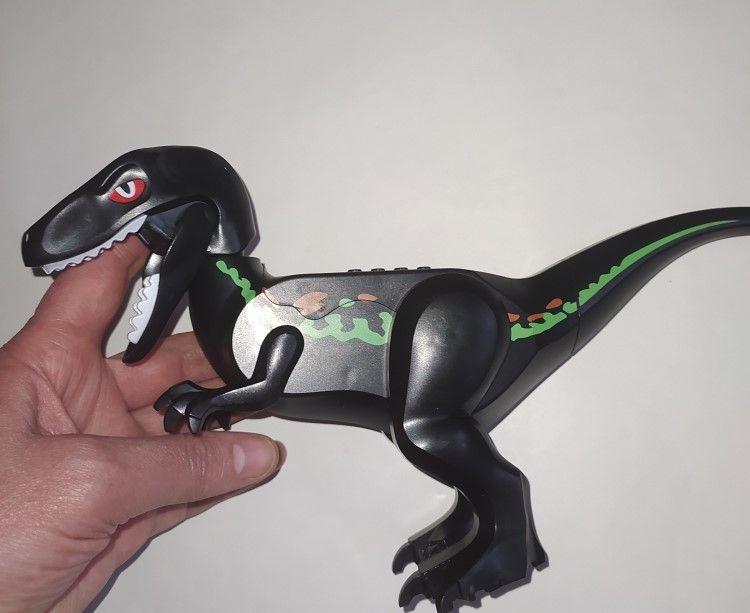 Игрушка конструктор динозавр