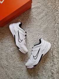 Nowe Nike buty sportowe