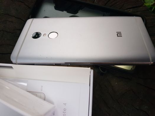 Продам Xiaomi redmi note 4/32gb