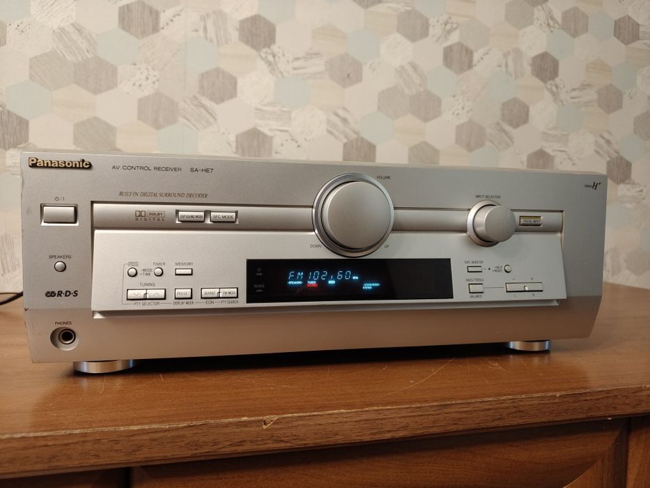 Amplituner Panasonic SA-HE7 5.1