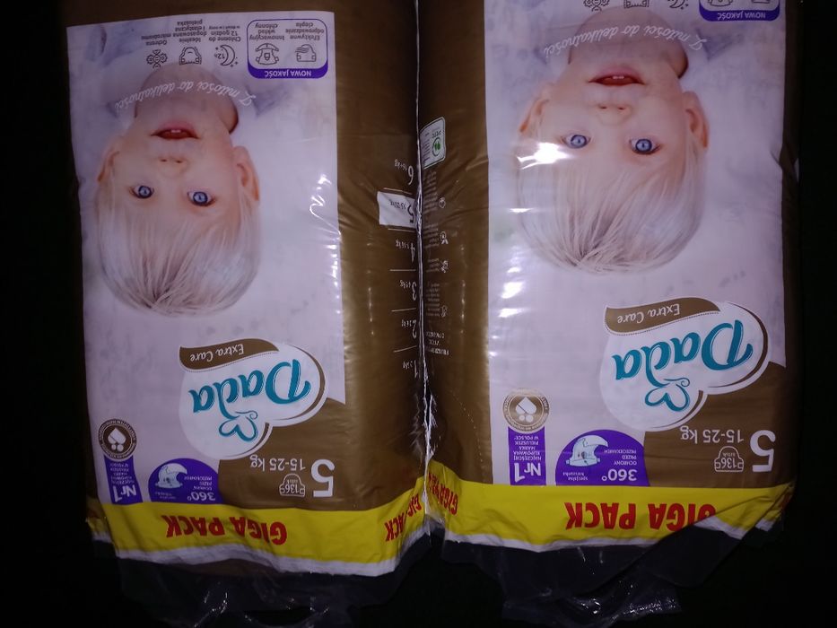 Giga packi zestaw pieluchy pampersy Dada extra care  5 15-25 kg dzieci