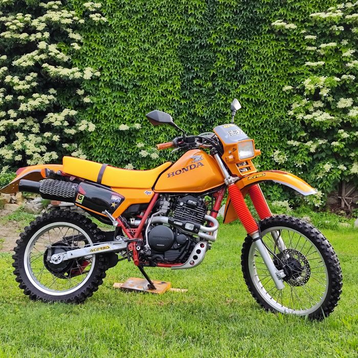 Rezerwacja!Piekny Klasyk Mocna Honda xl 500 xr 600  doku pd03 klr XT 6