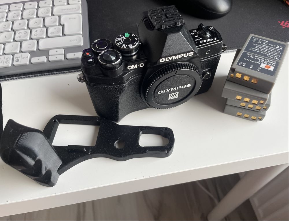 Olympus OM-D E-M10 Mark III