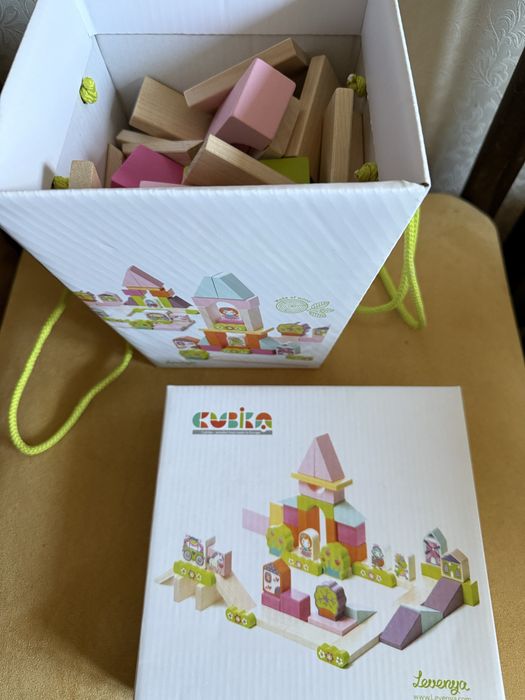 Деревяний Конструктор Cubika Місто для дівчат