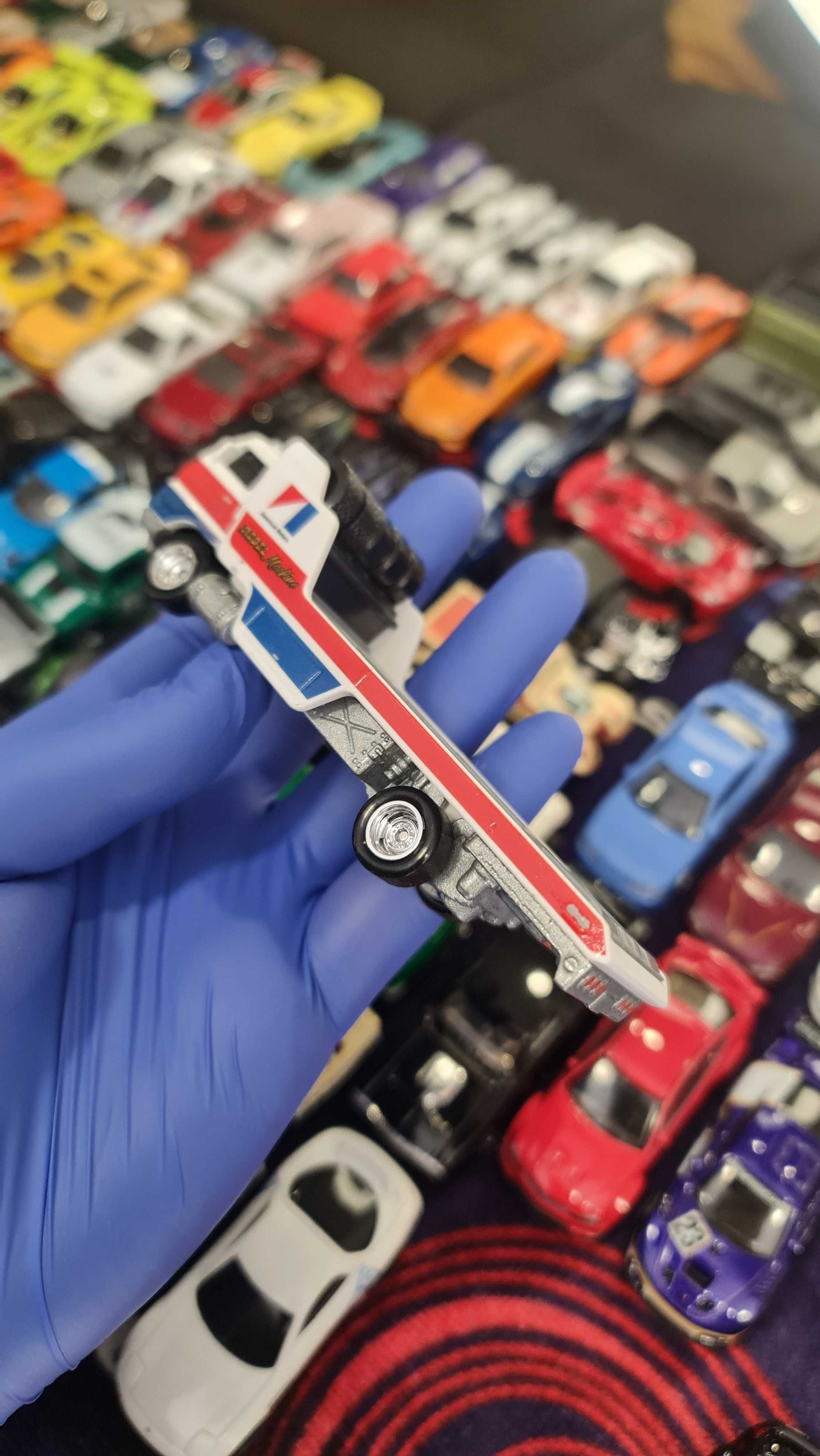 Hot WHEELS TEAM Transport - AMC Rebel Machine