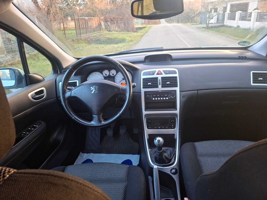 Peugeot 307 1.6b klimatyzacja alus,nowe opony