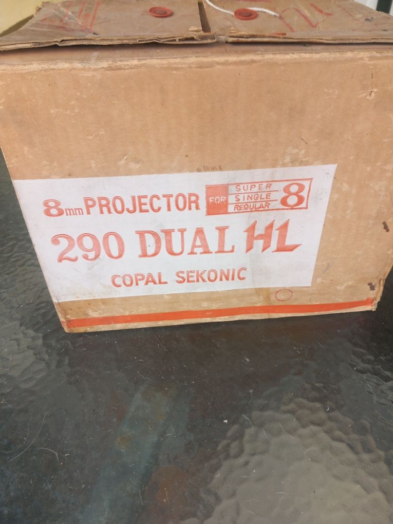 Máquina de filmar e projector