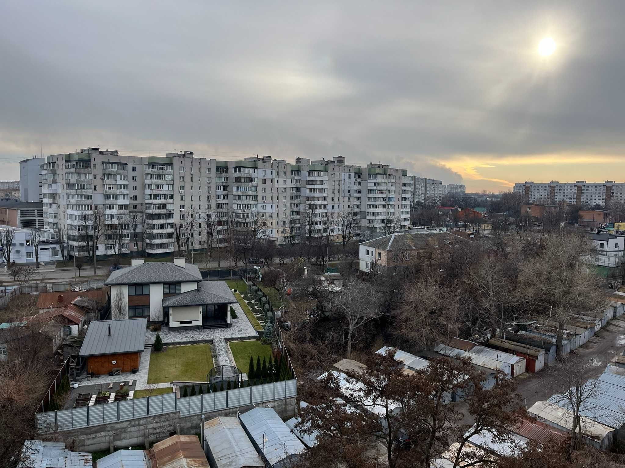 Пропонуємо до продажу 4-х кімнатну квартиру. За готівку, АТО та ін.